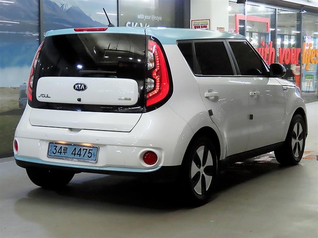 기아 쏘울 쏘울 EV EV 이미지 4