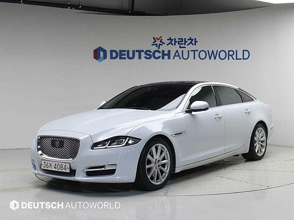 재규어 XJ XJ (X351) 3.0D 프리미엄 럭셔리 LWB 이미지 1