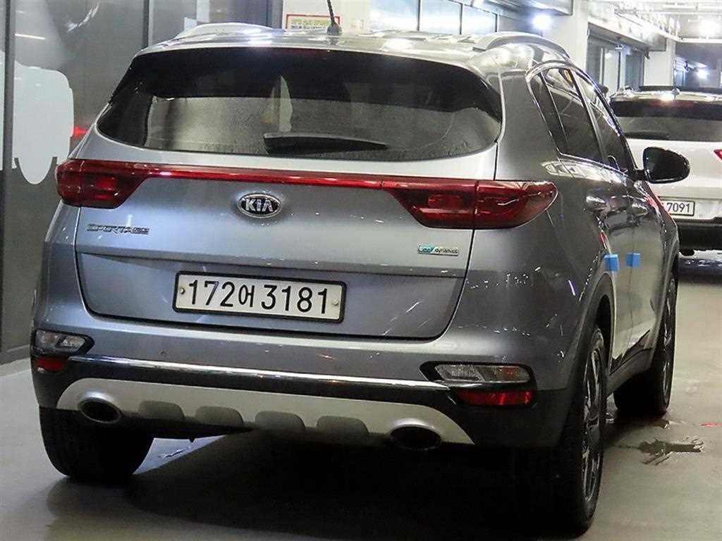기아 스포티지 스포티지 더 볼드 2.0 디젤 2WD 프레스티지 이미지 4