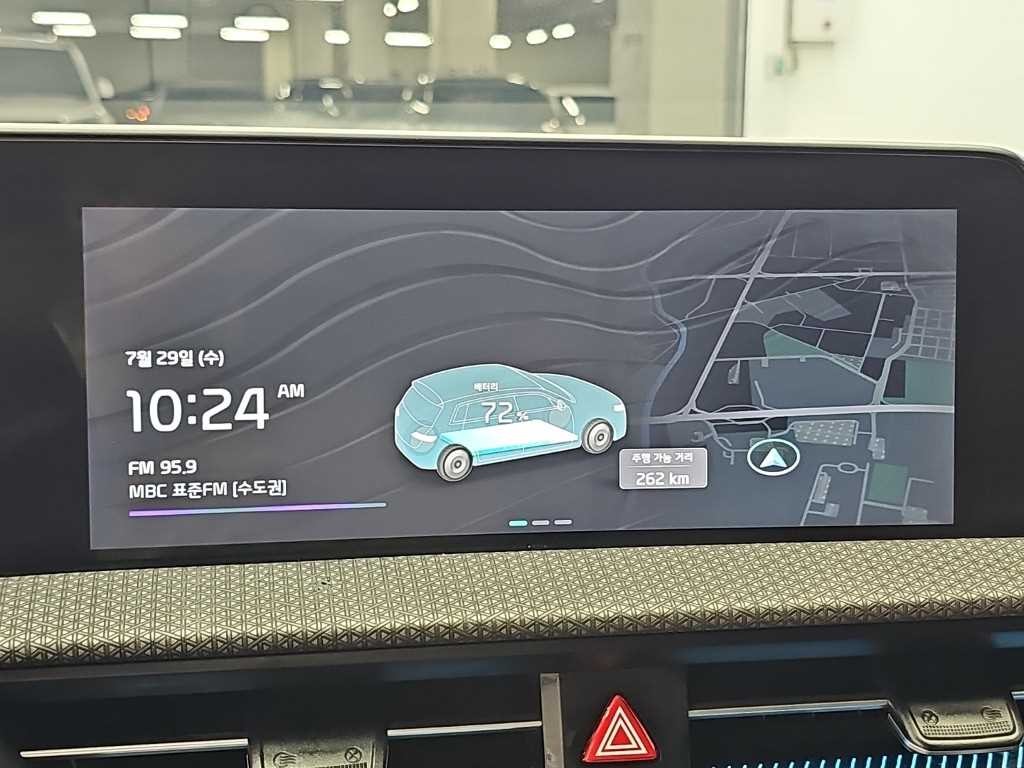 기아 EV6 롱레인지 AWD 어스 이미지 15