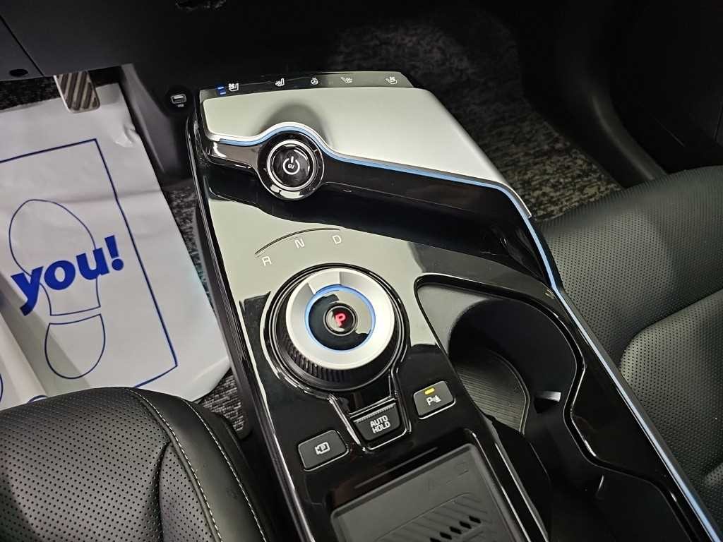 기아 EV6 롱레인지 AWD 어스 이미지 8