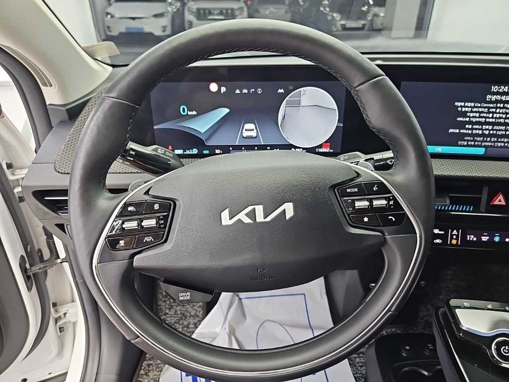기아 EV6 롱레인지 AWD 어스 이미지 9