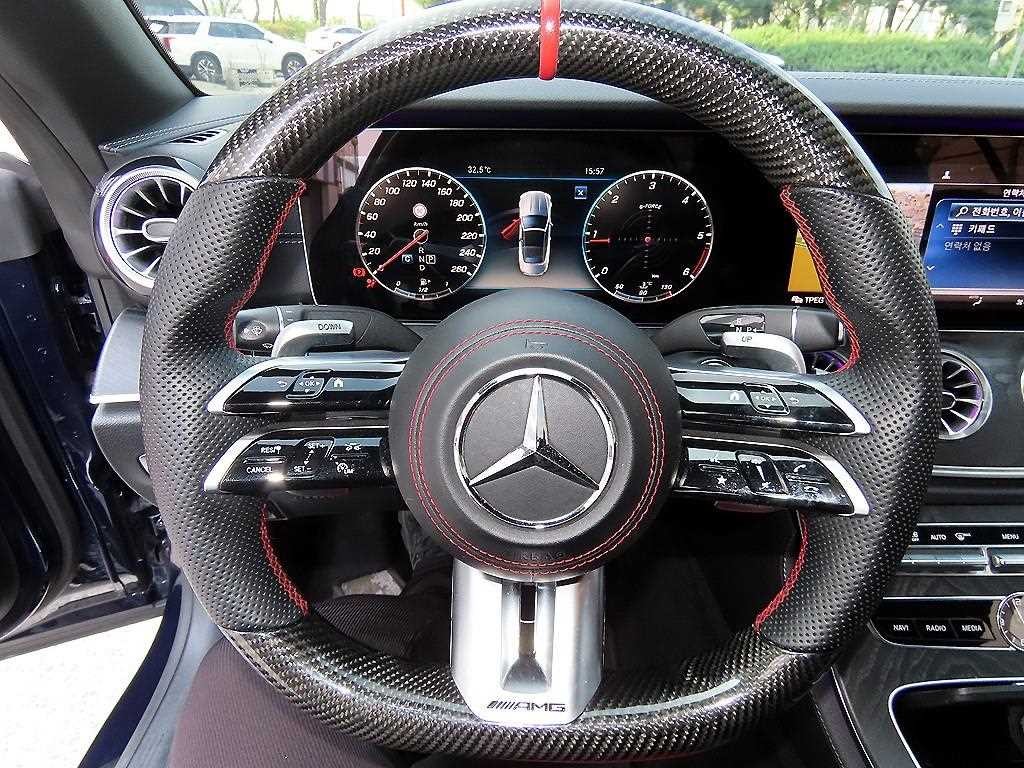 벤츠 E 클래스 E-클래스 W213 E220d 카브리올레 이미지 12