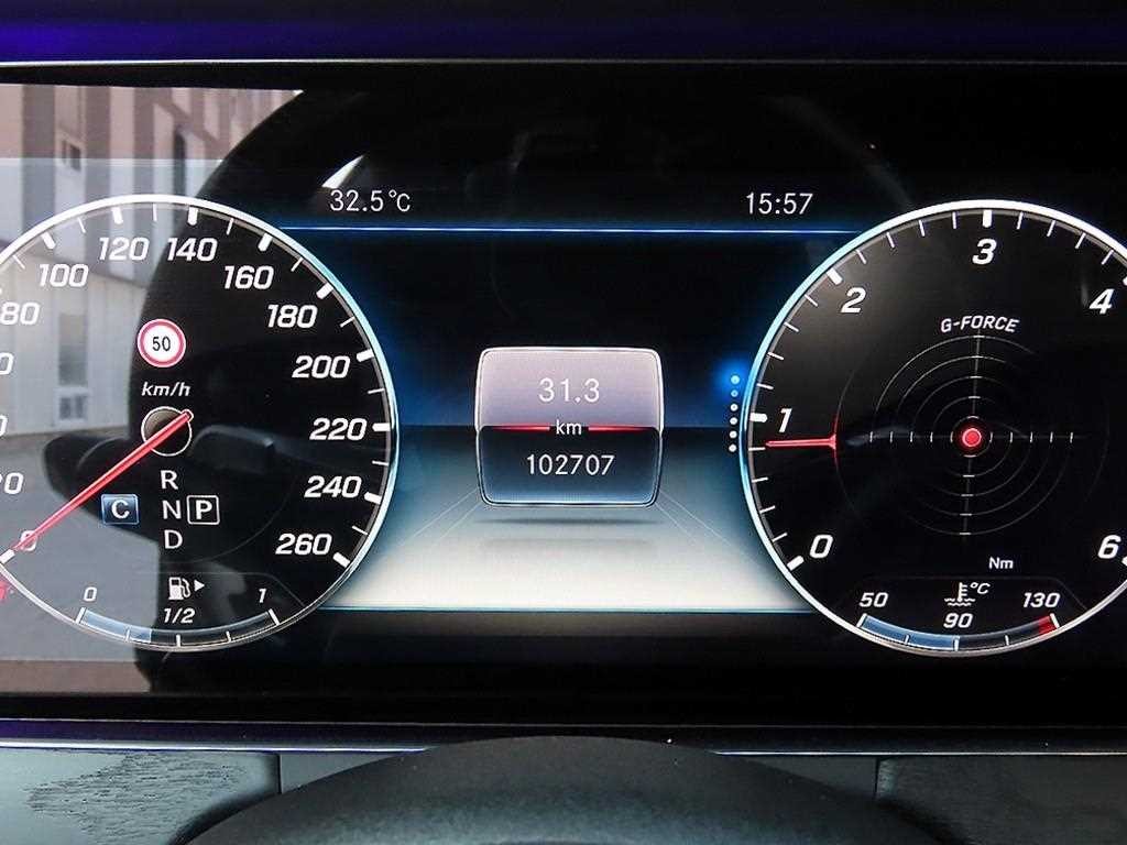 벤츠 E 클래스 E-클래스 W213 E220d 카브리올레 이미지 13