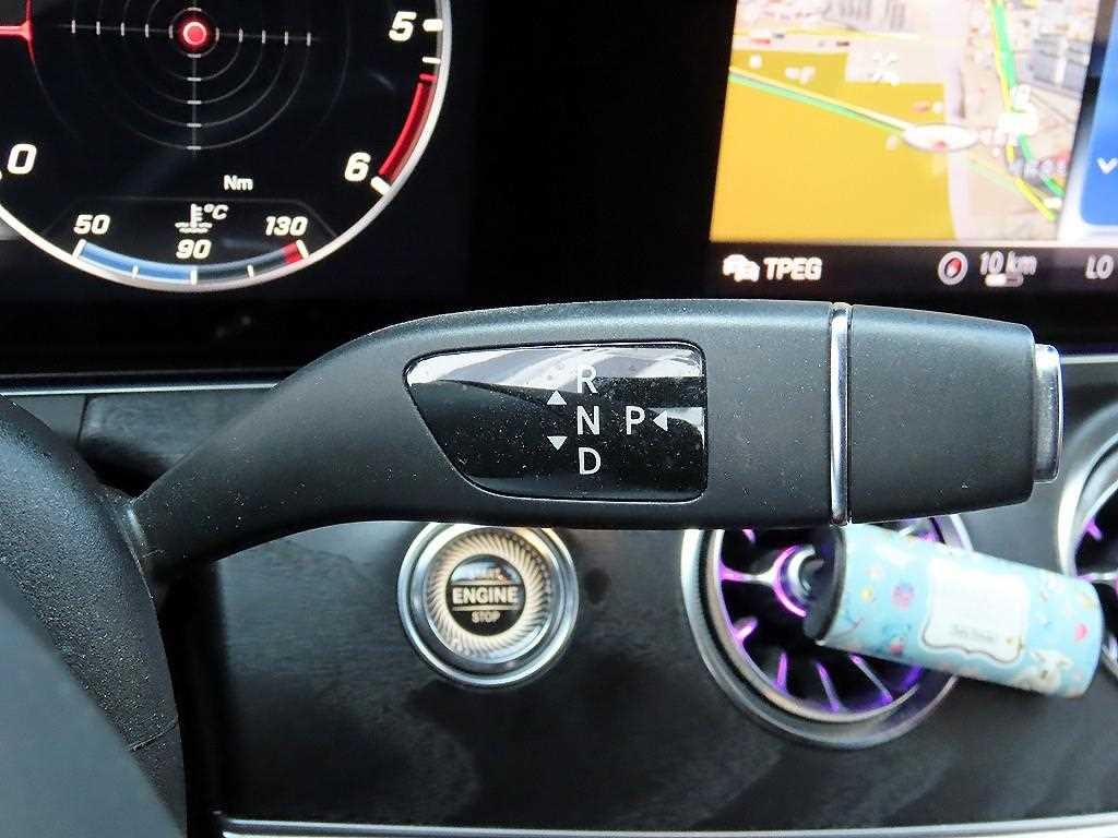 벤츠 E 클래스 E-클래스 W213 E220d 카브리올레 이미지 14