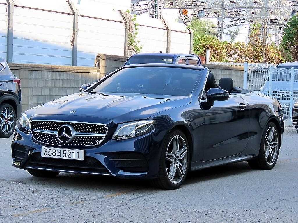 벤츠 E 클래스 E-클래스 W213 E220d 카브리올레 이미지 2
