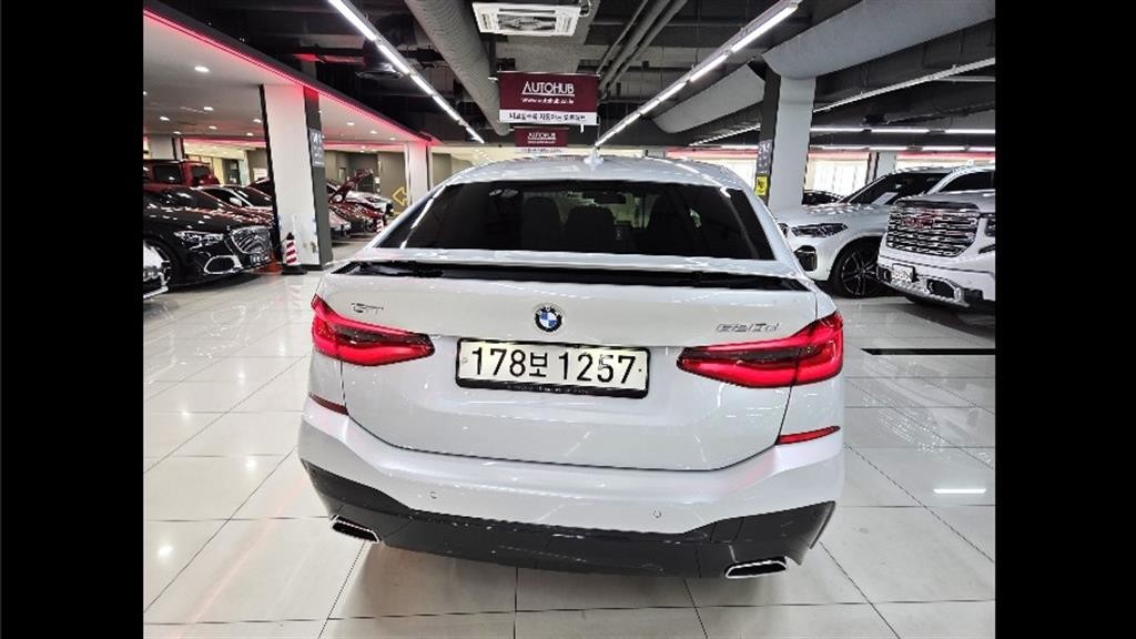BMW 그란투리스모 6시리즈 GT (G32) 620d M 스포츠 이미지 4