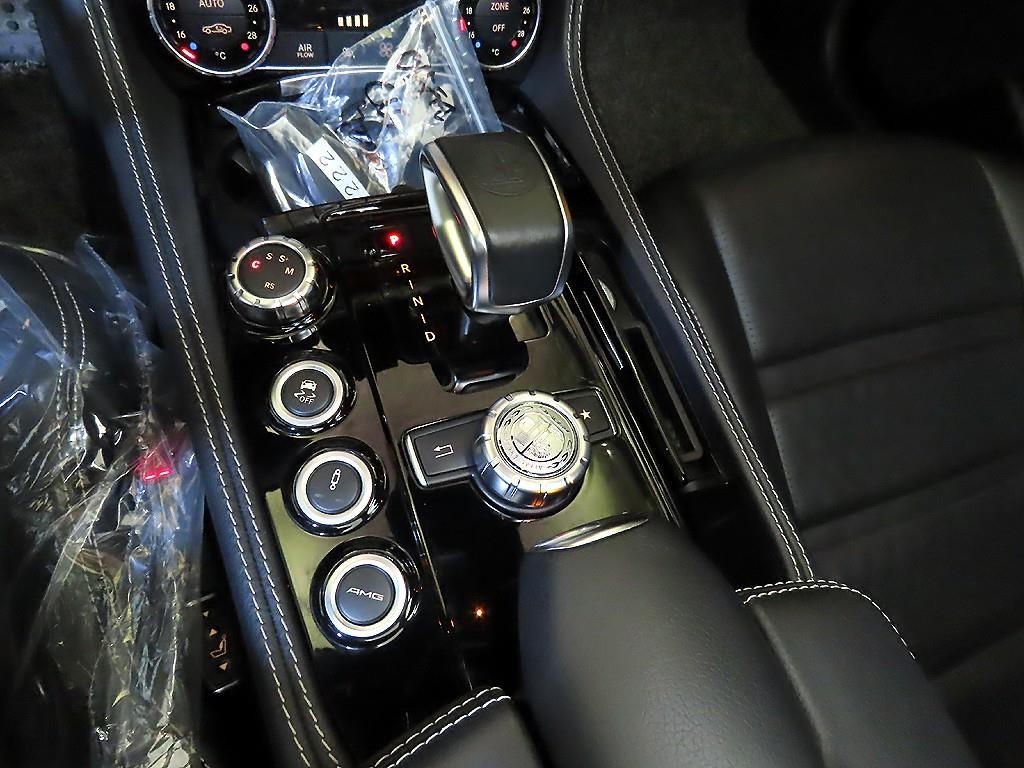 벤츠 CLS 클래스 CLS클래스 W218 CLS 63 S AMG 4MATIC 이미지 12