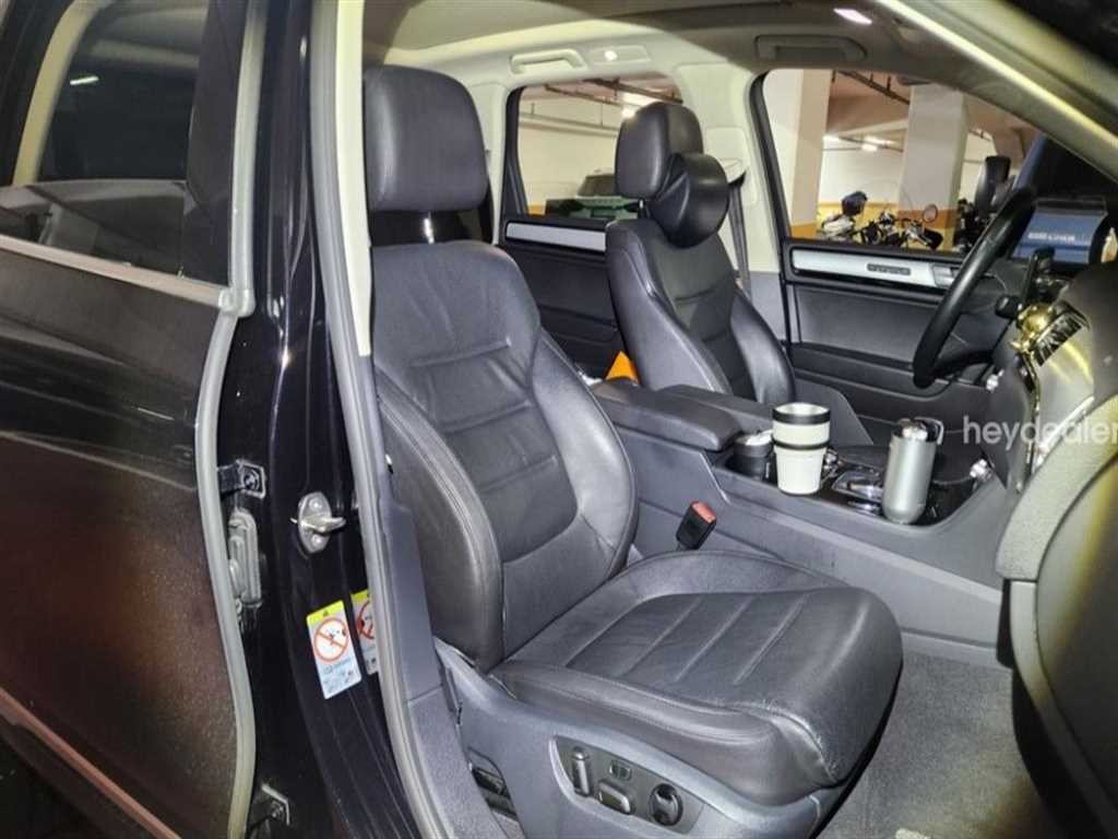 폭스바겐 투아렉 뉴 투아렉 V6 3.0 TDI 블루모션 프리미엄 이미지 10