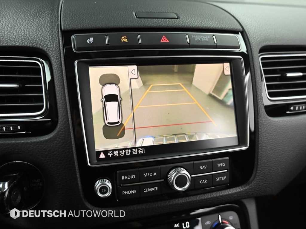 폭스바겐 투아렉 뉴 투아렉 V6 3.0 TDI 블루모션 프리미엄 이미지 15