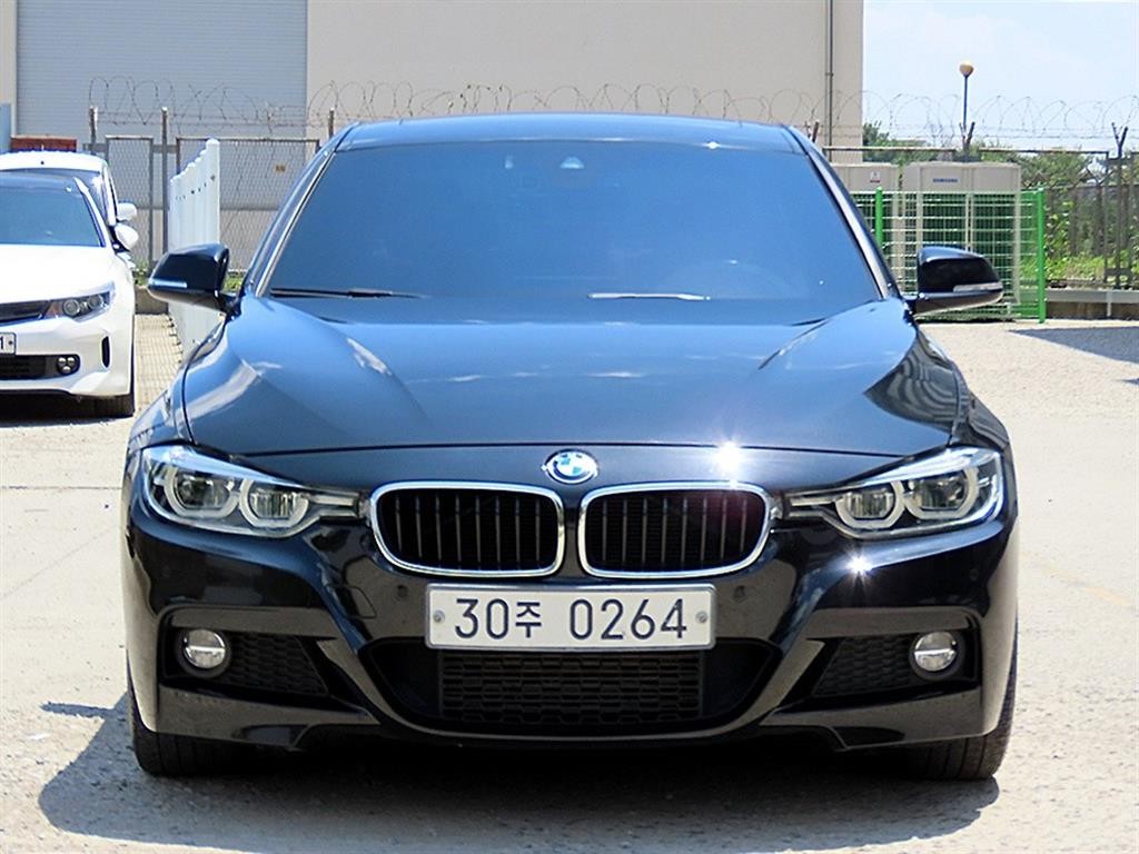 BMW 3시리즈 3시리즈 (F30) 328i M 스포츠 이미지 1