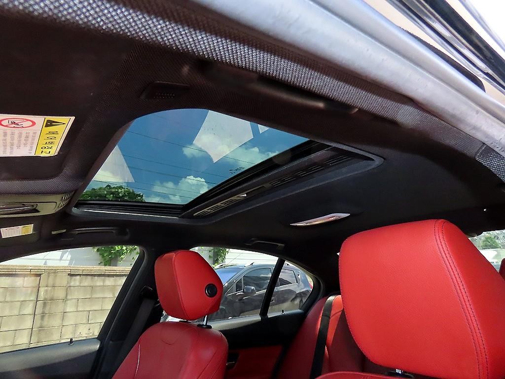 BMW 3시리즈 3시리즈 (F30) 328i M 스포츠 이미지 18