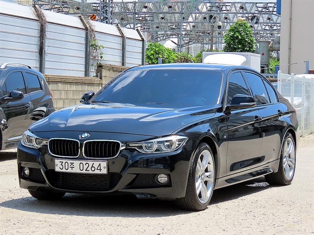 BMW 3시리즈 3시리즈 (F30) 328i M 스포츠 이미지 2