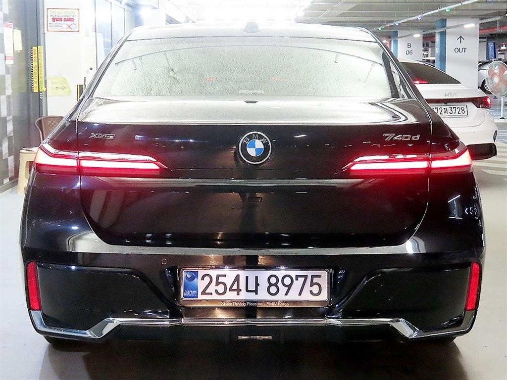 BMW 7시리즈 7시리즈 (G70) 740d xDrive M 스포츠 이미지 5