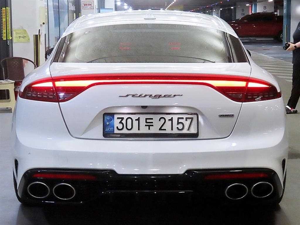 기아 스팅어 가솔린 2.0 터보 AWD 플래티넘 이미지 5