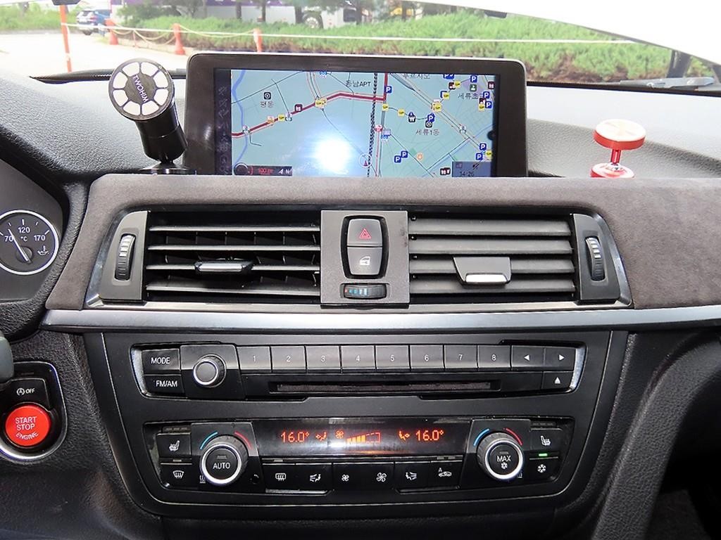 BMW 3시리즈 3시리즈 (F30) 320i 이미지 14