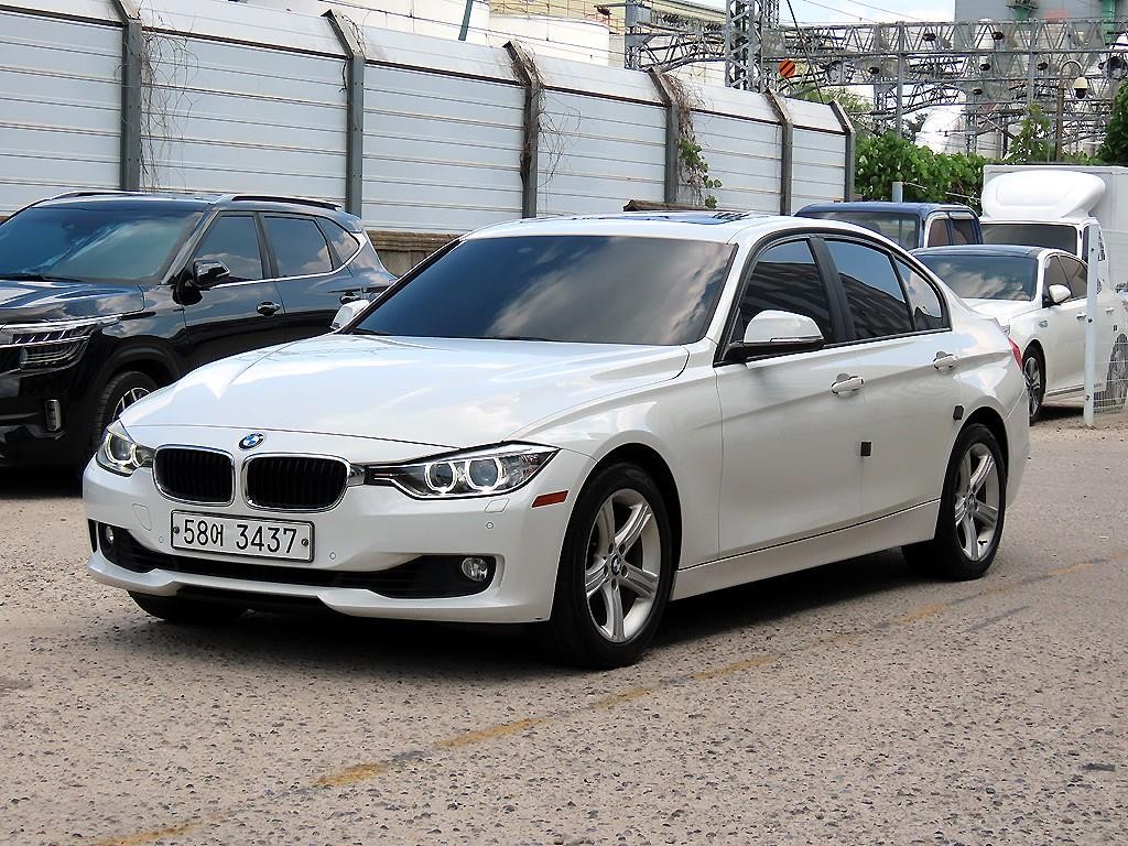 BMW 3시리즈 3시리즈 (F30) 320i 이미지 2