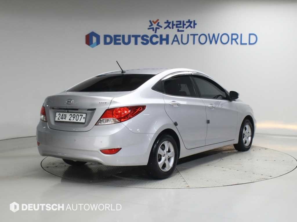 현대 엑센트 엑센트신형 1.4VVT 프리미어 이미지 2