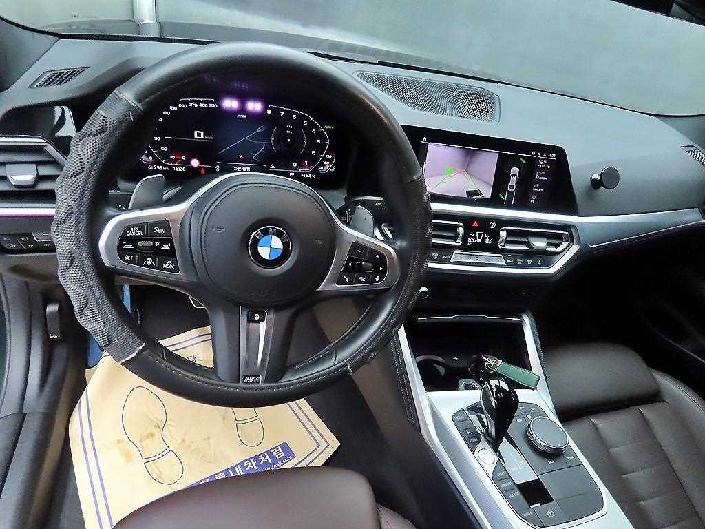 BMW 4시리즈 4시리즈 (G22) 420i 쿠페 M 스포츠 이미지 7