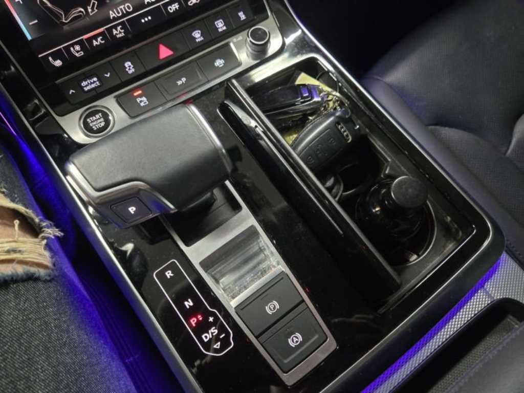 아우디 Q7 Q7 (4M) 45 TDI 콰트로 이미지 12