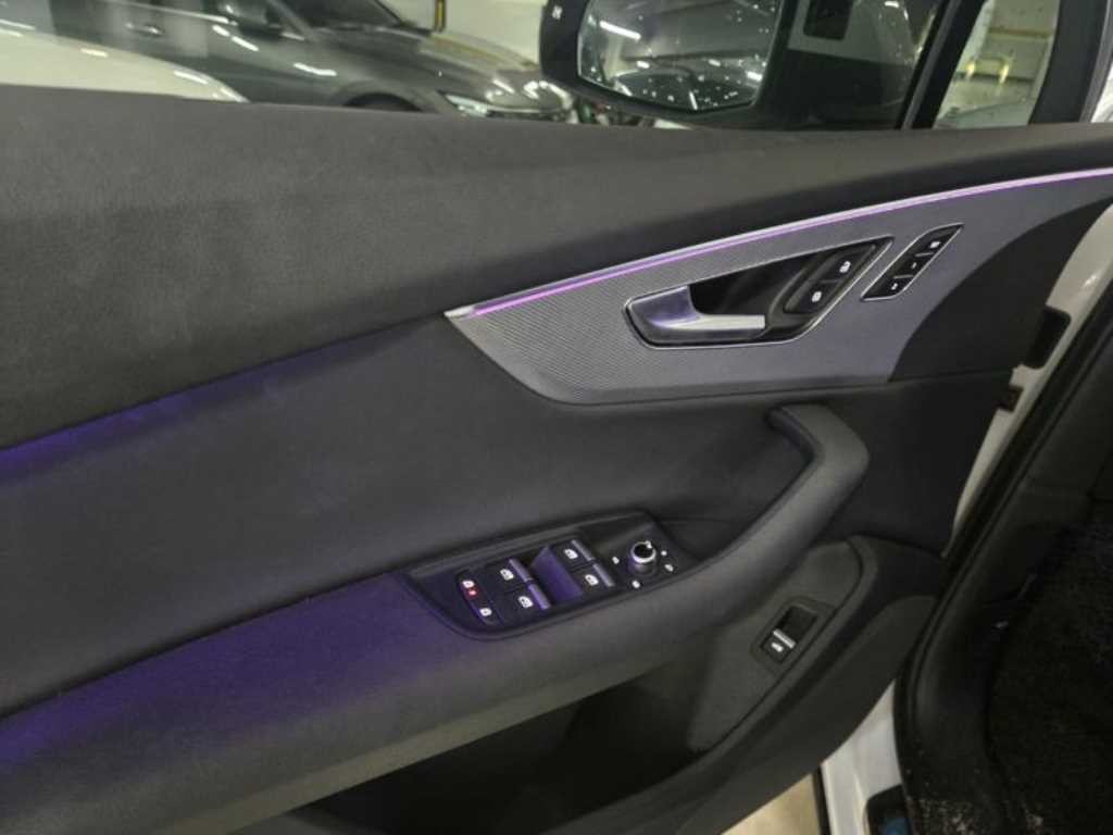 아우디 Q7 Q7 (4M) 45 TDI 콰트로 이미지 6