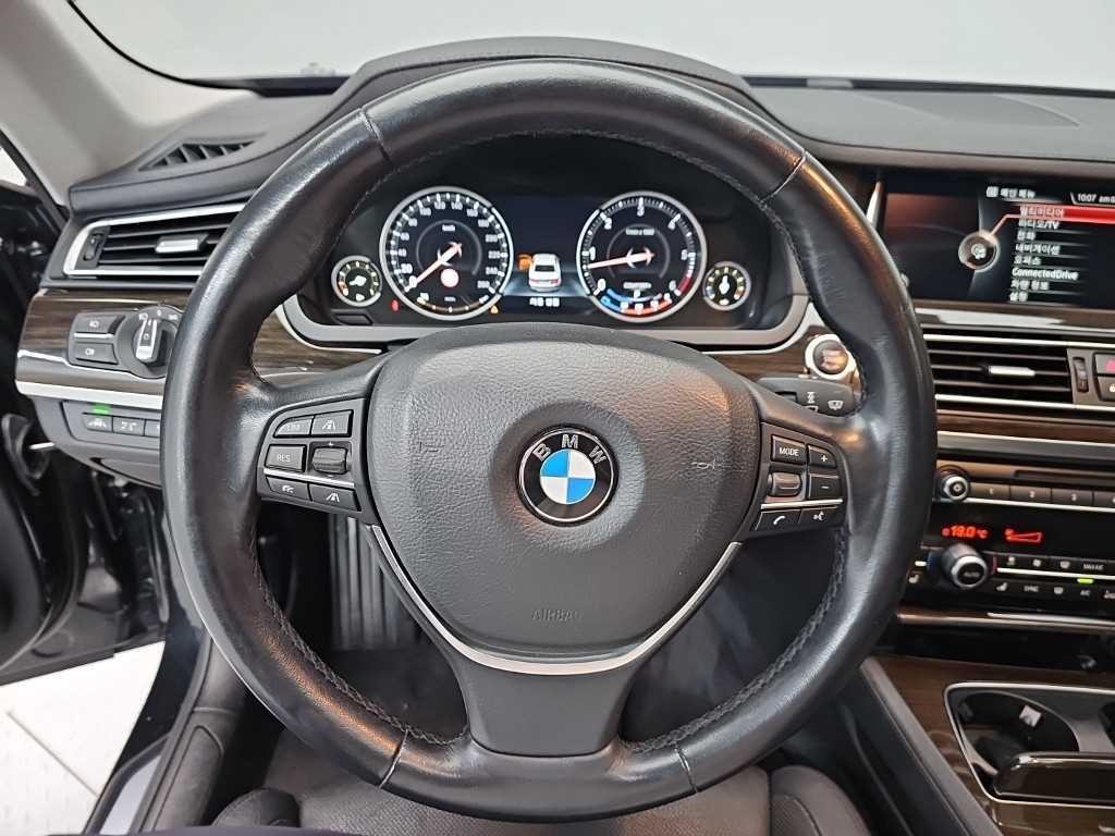 BMW 7시리즈 7시리즈 (F01) 730 d xDrive 이미지 9