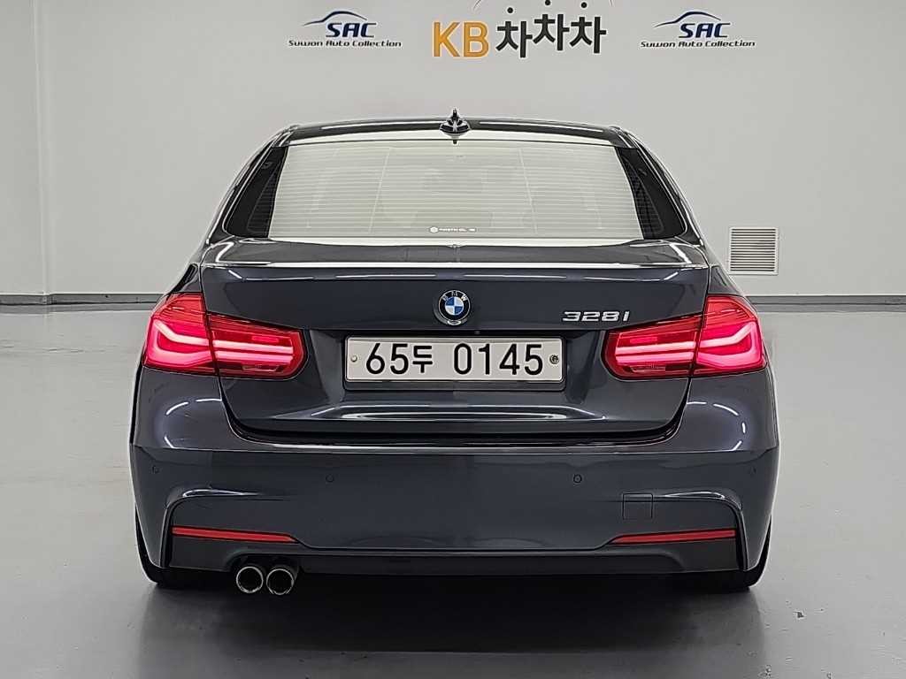 BMW 3시리즈 3시리즈 (F30) 328i M 스포츠 이미지 3