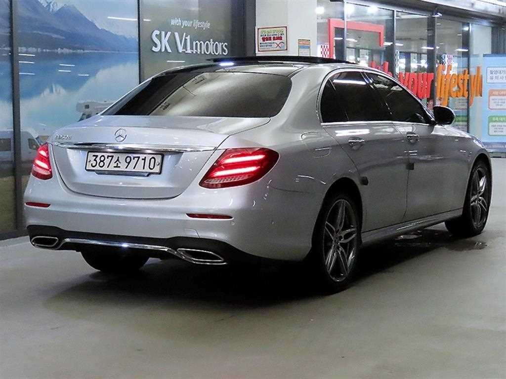 벤츠 E 클래스 E-클래스 W213 E350d 이미지 4
