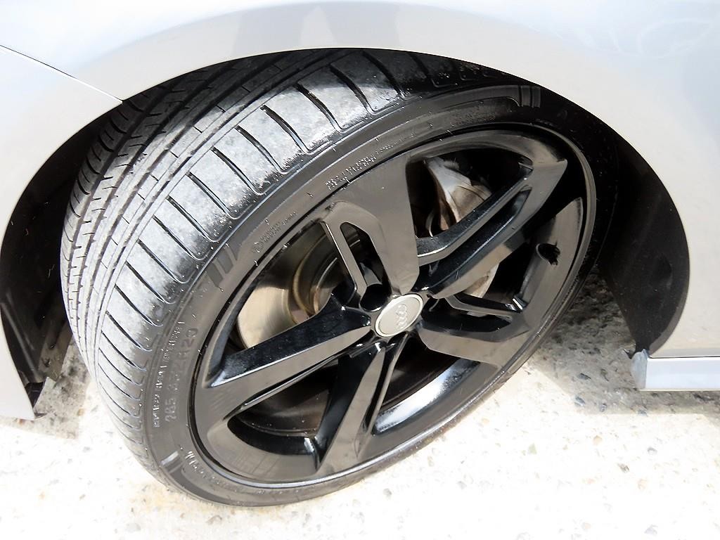아우디 A7 40 TFSI 콰트로 이미지 20