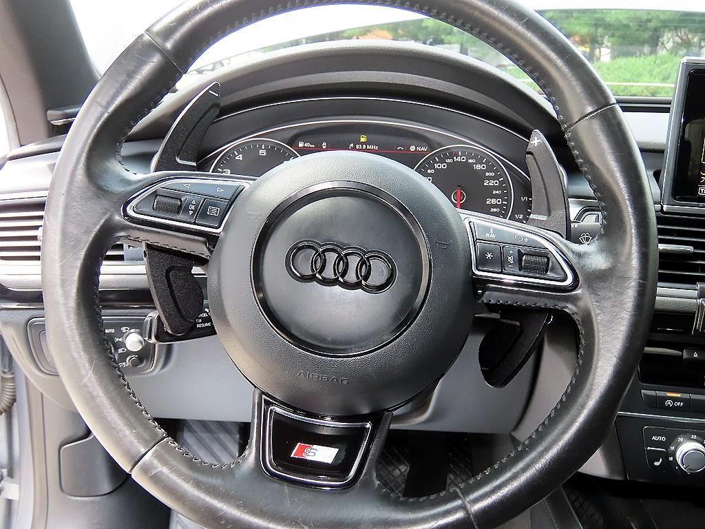 아우디 A7 40 TFSI 콰트로 이미지 8