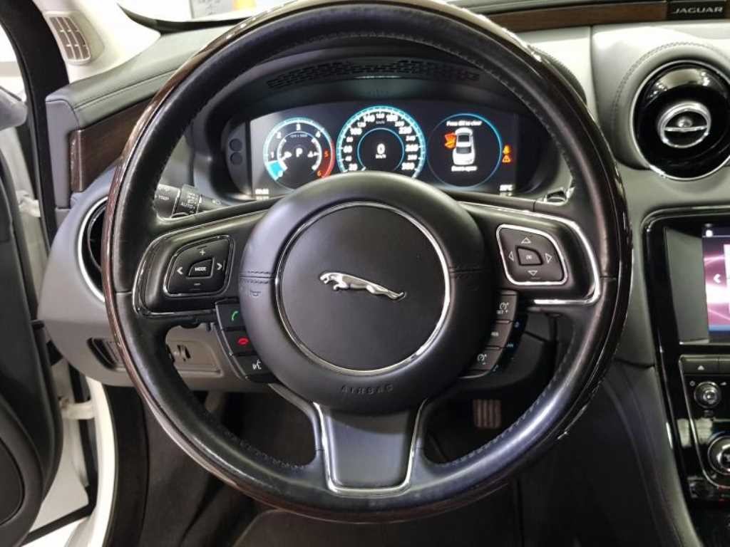재규어 XJ XJ (X351) 3.0D 프리미엄 럭셔리 LWB 이미지 10