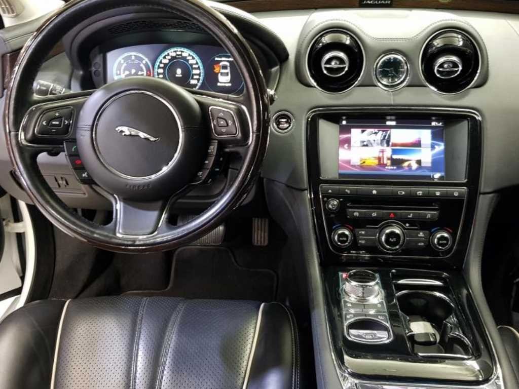 재규어 XJ XJ (X351) 3.0D 프리미엄 럭셔리 LWB 이미지 11