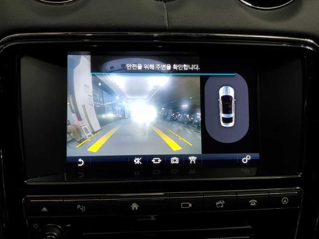 재규어 XJ XJ (X351) 3.0D 프리미엄 럭셔리 LWB 이미지 16