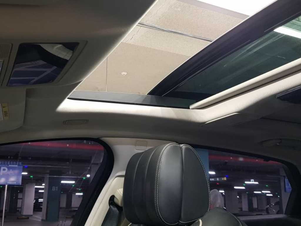 재규어 XJ XJ (X351) 3.0D 프리미엄 럭셔리 LWB 이미지 18