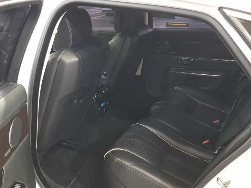 재규어 XJ XJ (X351) 3.0D 프리미엄 럭셔리 LWB 이미지 8