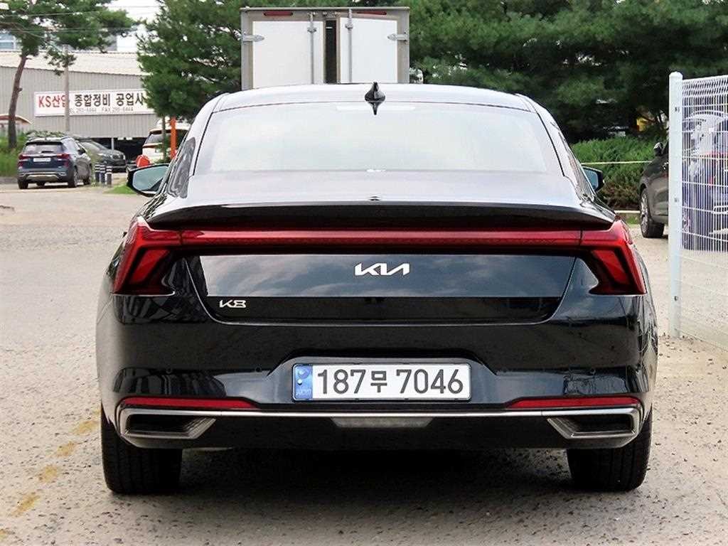 기아 K8 2.5 2WD 시그니처 이미지 4