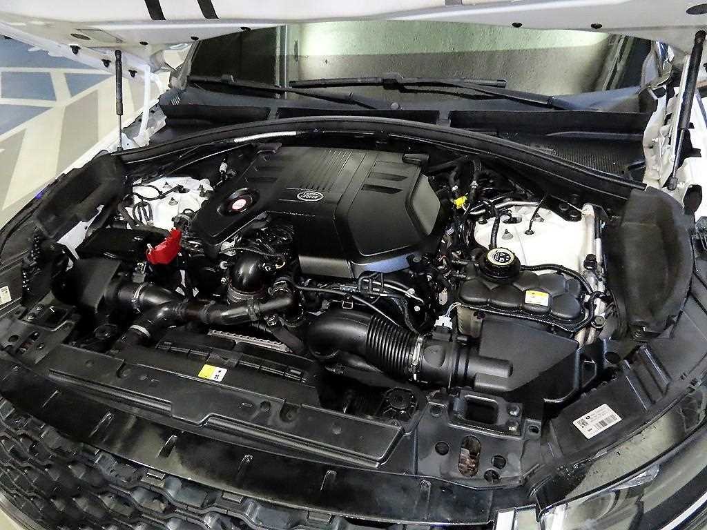 랜드로버 레인지로버 벨라 3.0 D300 R-다이나믹 SE 이미지 19