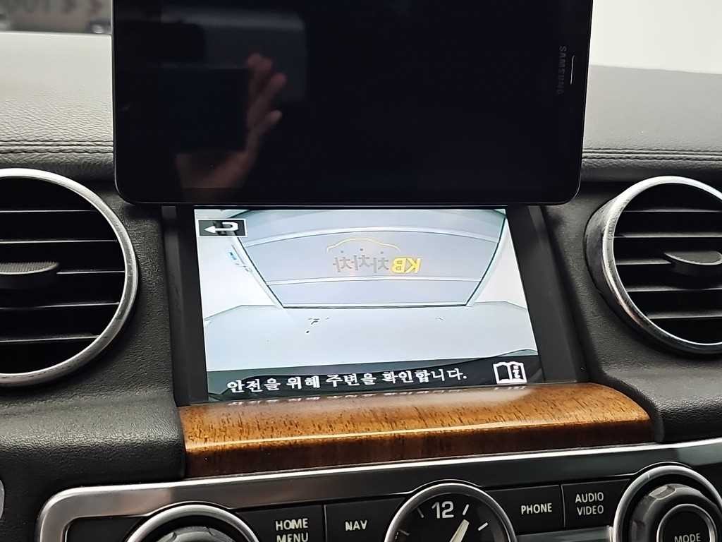 랜드로버 디스커버리 디스커버리4 3.0 SDV6 SE 이미지 16
