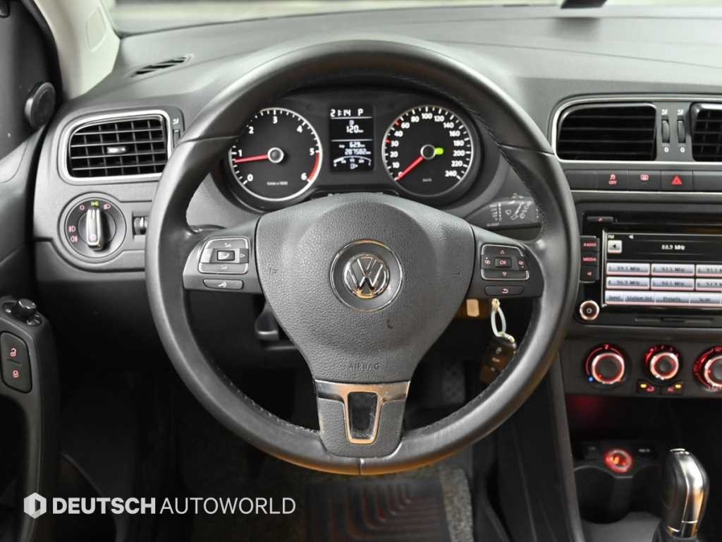 폭스바겐 폴로 1.6 TDI R-LINE 이미지 13