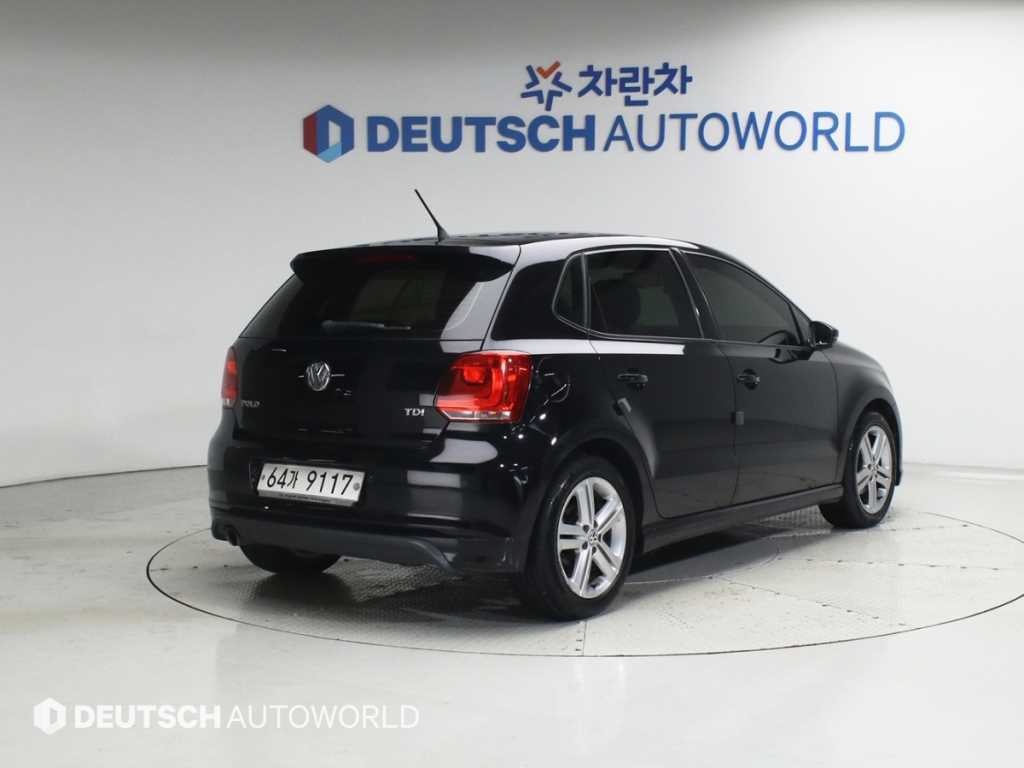 폭스바겐 폴로 1.6 TDI R-LINE 이미지 2