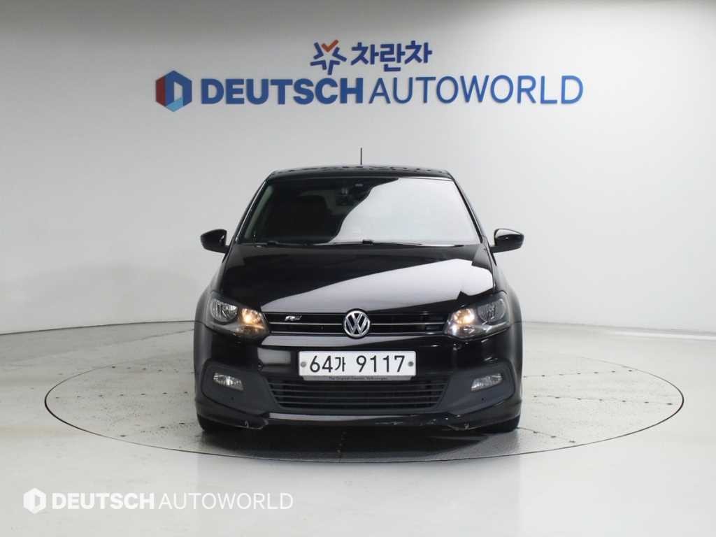 폭스바겐 폴로 1.6 TDI R-LINE 이미지 3