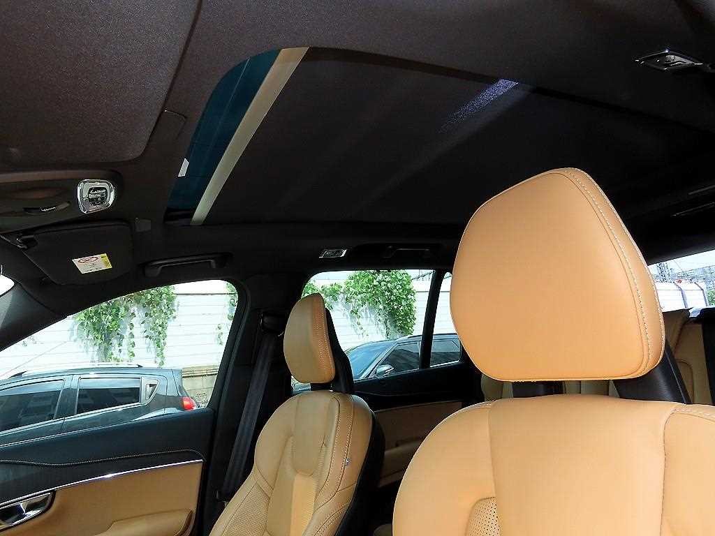 볼보 XC90 XC90 2세대 2.0 B6 AWD 인스크립션 이미지 16