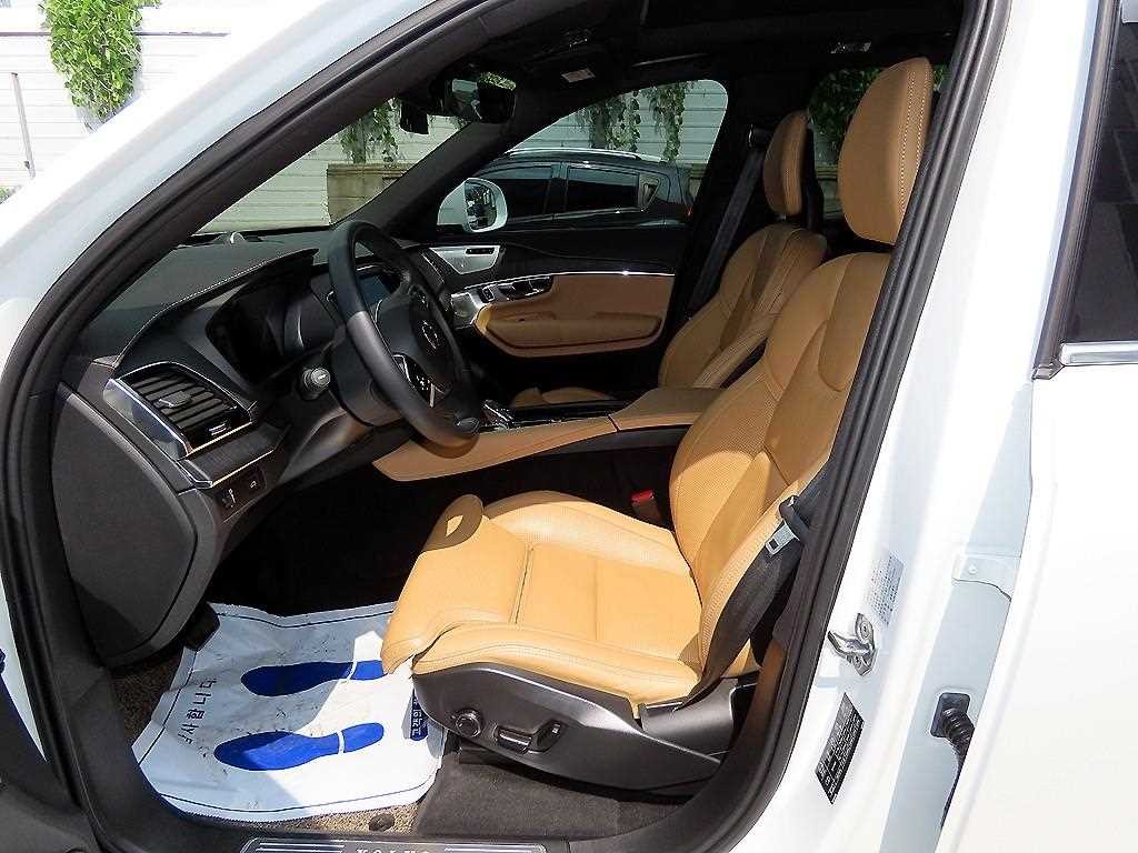 볼보 XC90 XC90 2세대 2.0 B6 AWD 인스크립션 이미지 5