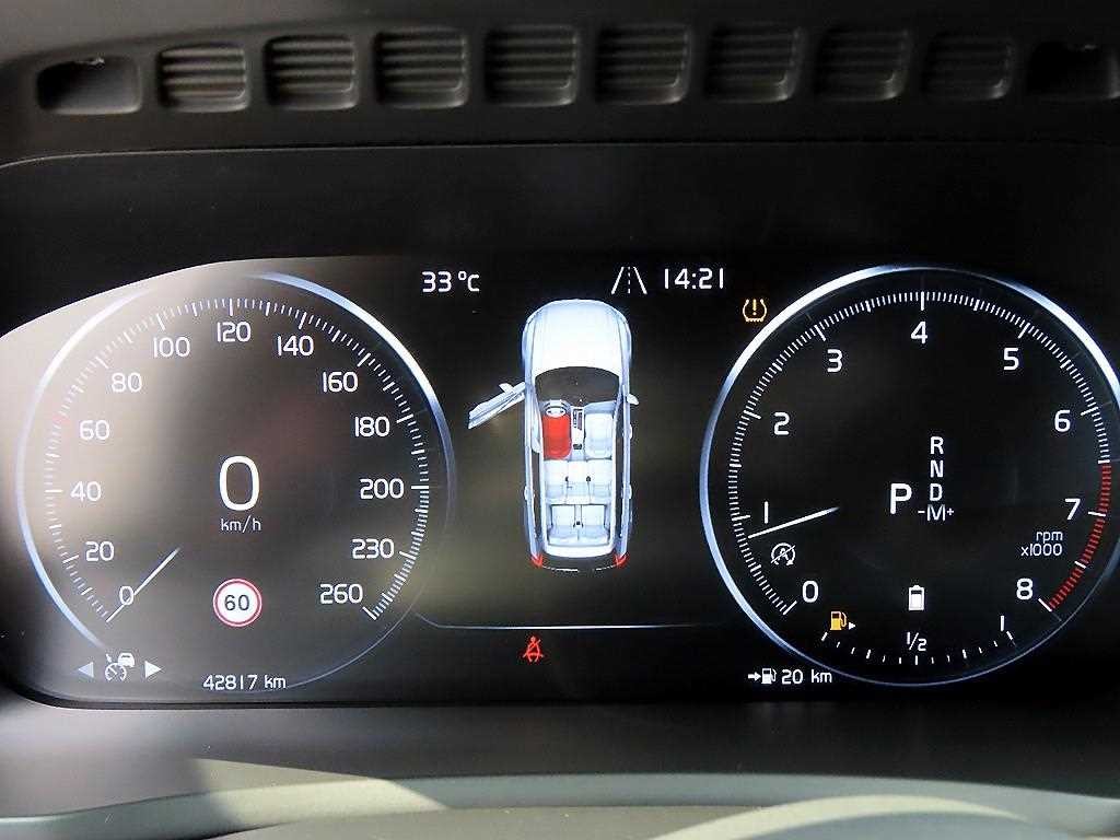볼보 XC90 XC90 2세대 2.0 B6 AWD 인스크립션 이미지 9