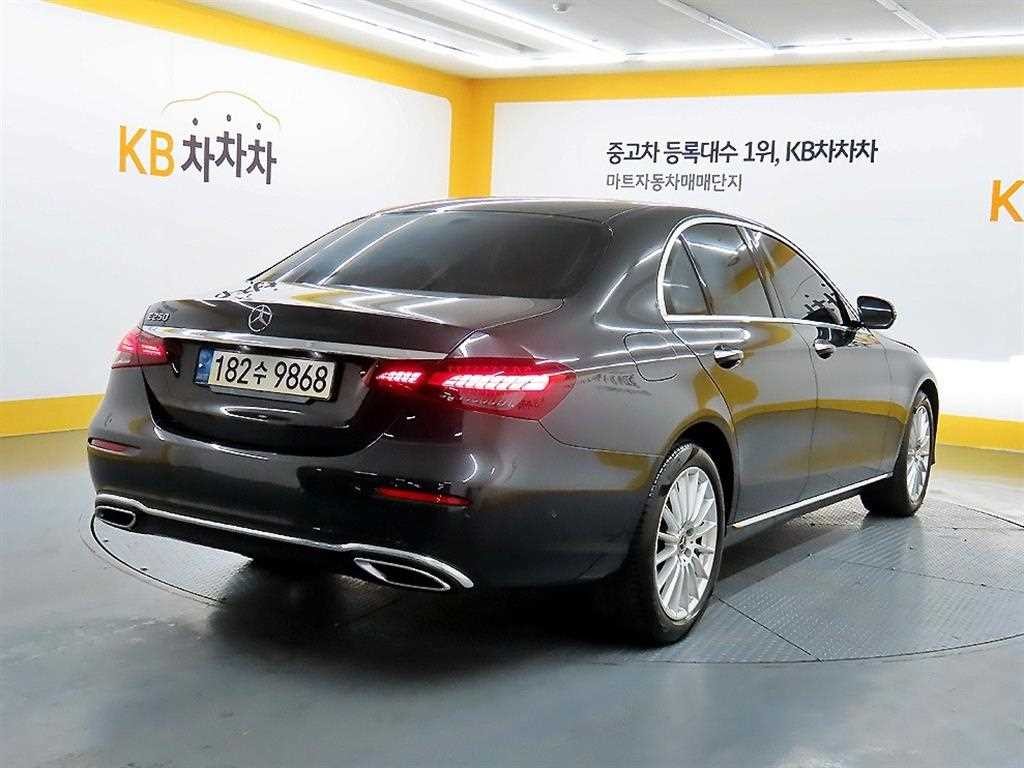 벤츠 E 클래스 E-클래스 W213 E250 익스클루시브 이미지 4