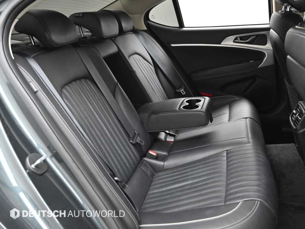 제네시스 G70 더 뉴 G70 가솔린 3.3T 4WD 이미지 12