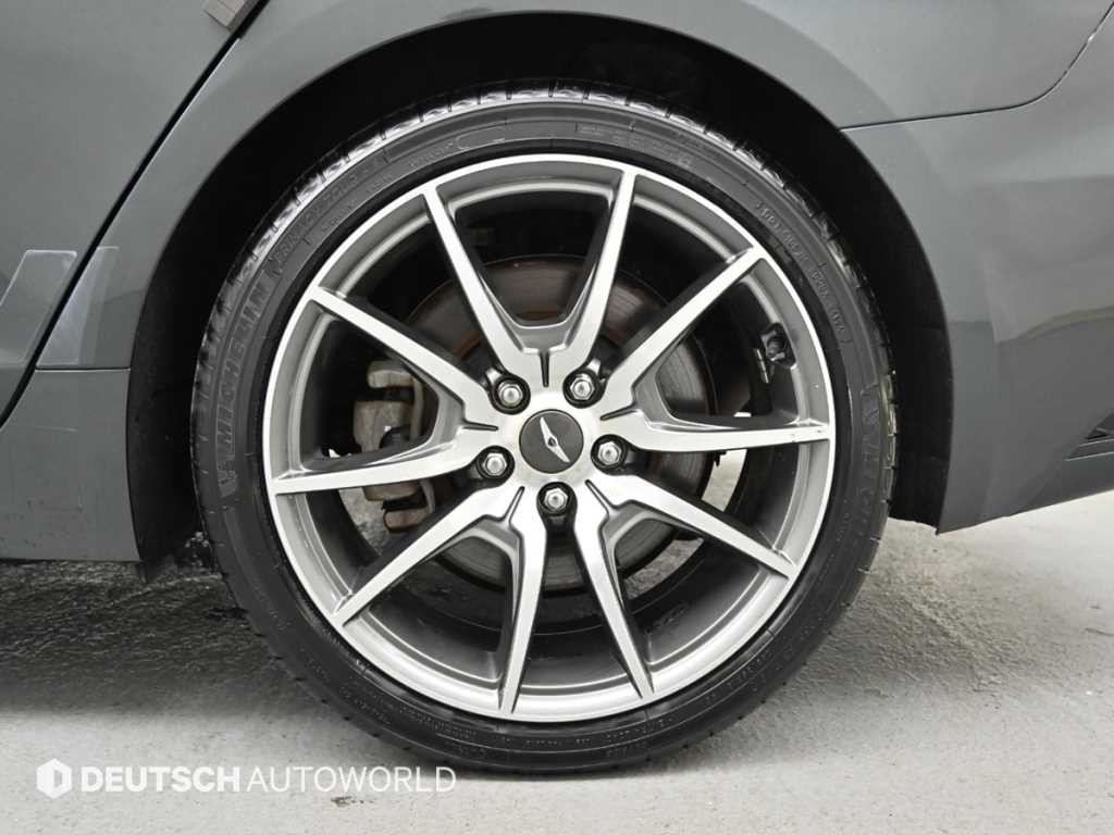 제네시스 G70 더 뉴 G70 가솔린 3.3T 4WD 이미지 5