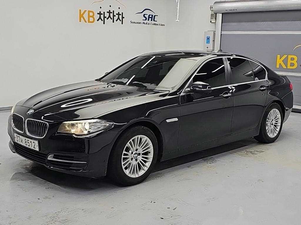 BMW 5시리즈 5시리즈 (F10) 520d 이미지 1