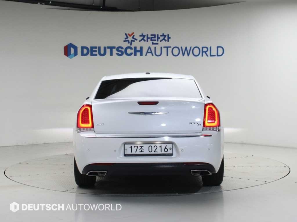 크라이슬러 300C 더뉴300C 3.6 이미지 4