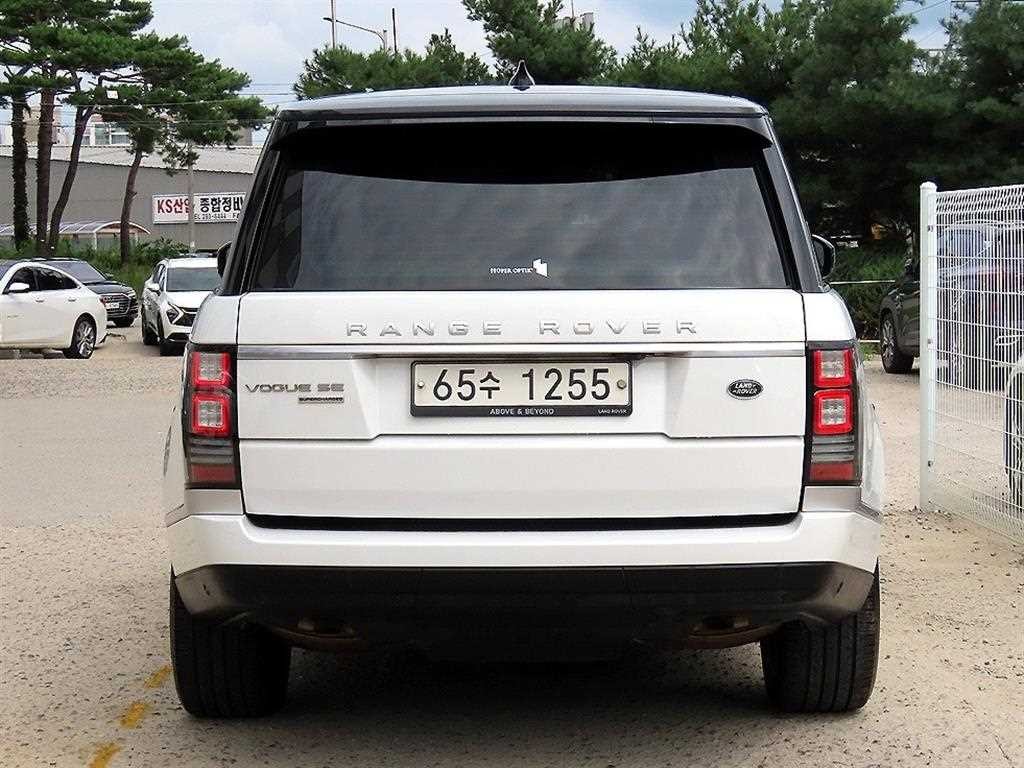 랜드로버 레인지로버 레인지로버 4세대 5.0 SC VOGUE SE 이미지 4